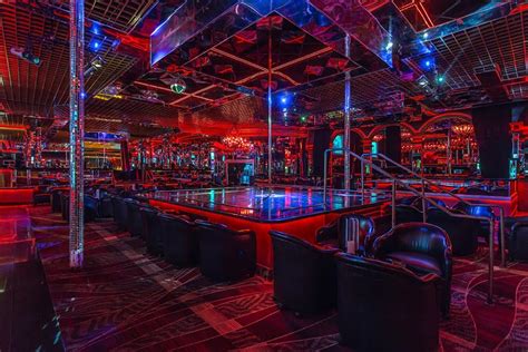 18 and up strip clubs las vegas  VIP rooms, tables, booths and six full-service bars fill this opulent hotspot